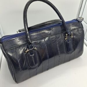 Eel skin Elegant Navy Blue Handbag Vintage Euc 14x7x6.5